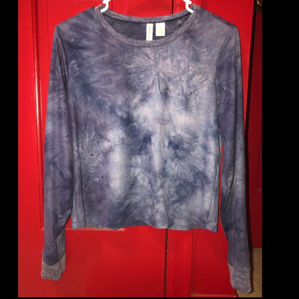 Casual, long sleeve top.